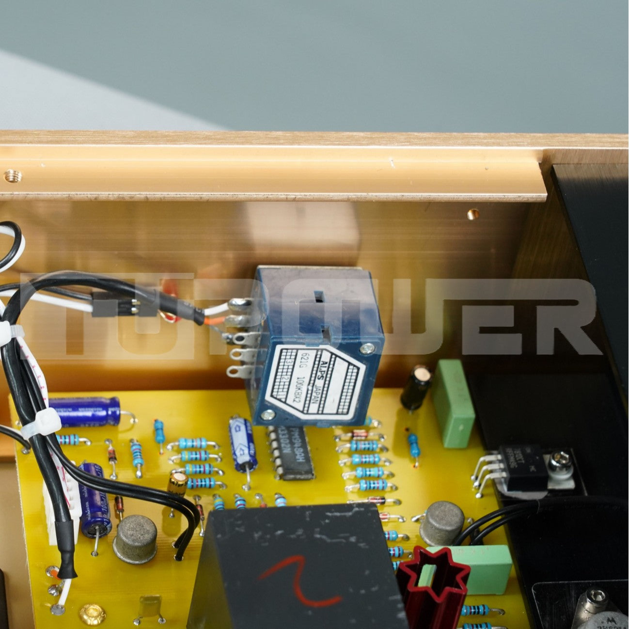 FM300A Verstärker mit ALPS Lautstärke-Poti Typ 27
