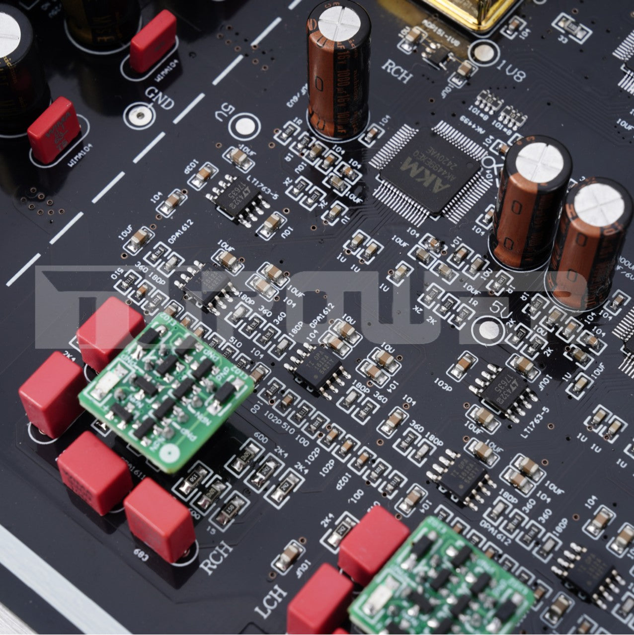 BRZHIFI DC600 Hi End DAC mit AKM Chip