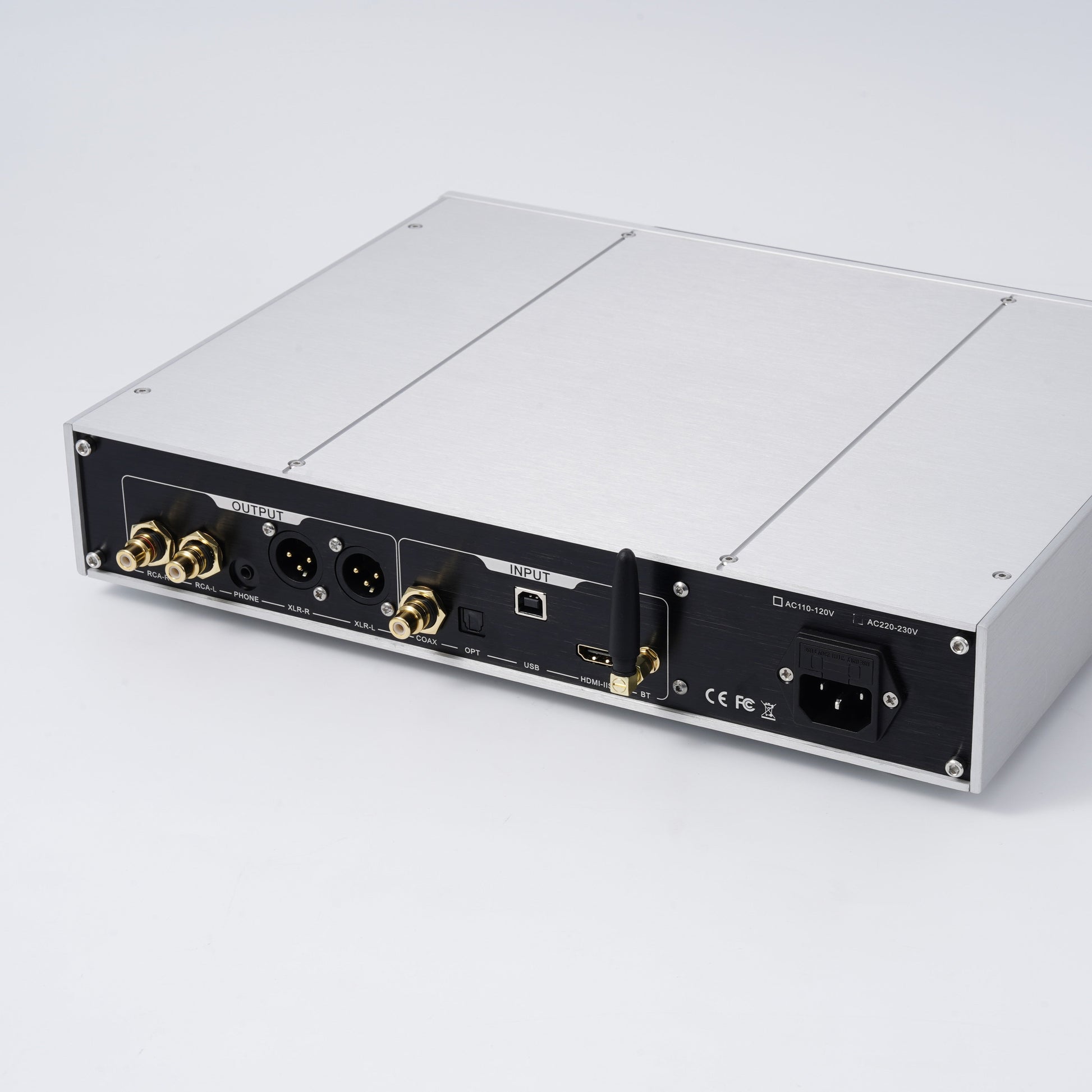 BRZHIFI DC600 DAC Rückseite mit RCA XLR USB optisch koaxial HDMI und Bluetooth