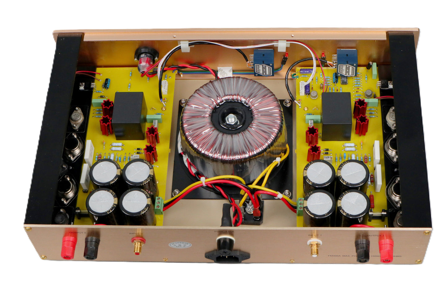 BRZHIFI 300A HiFi Verstärker mit 400W Ringkerntrafo