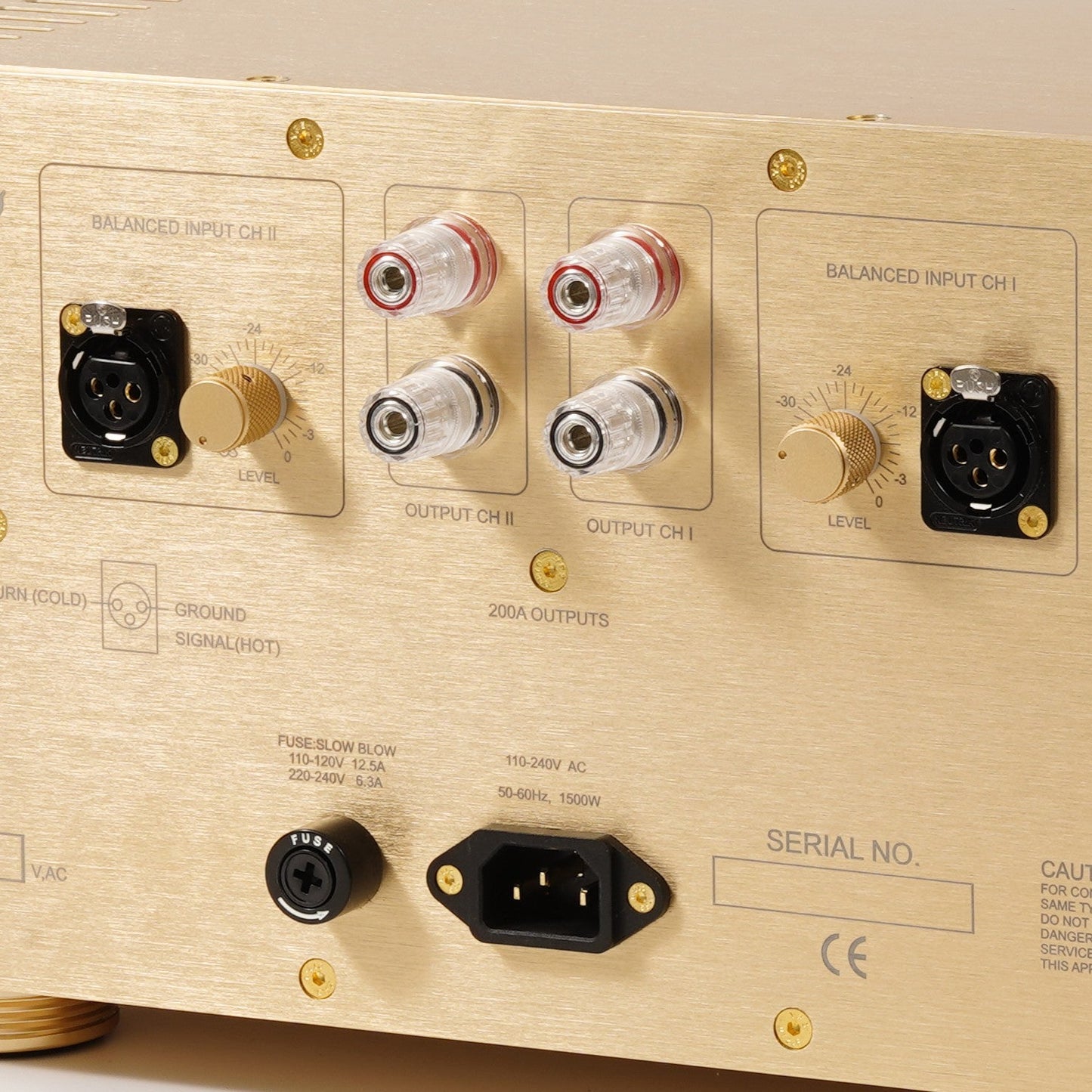 BRZHIFI 711MKII Rückseite XLR Kristall Lautsprecher Anschluss