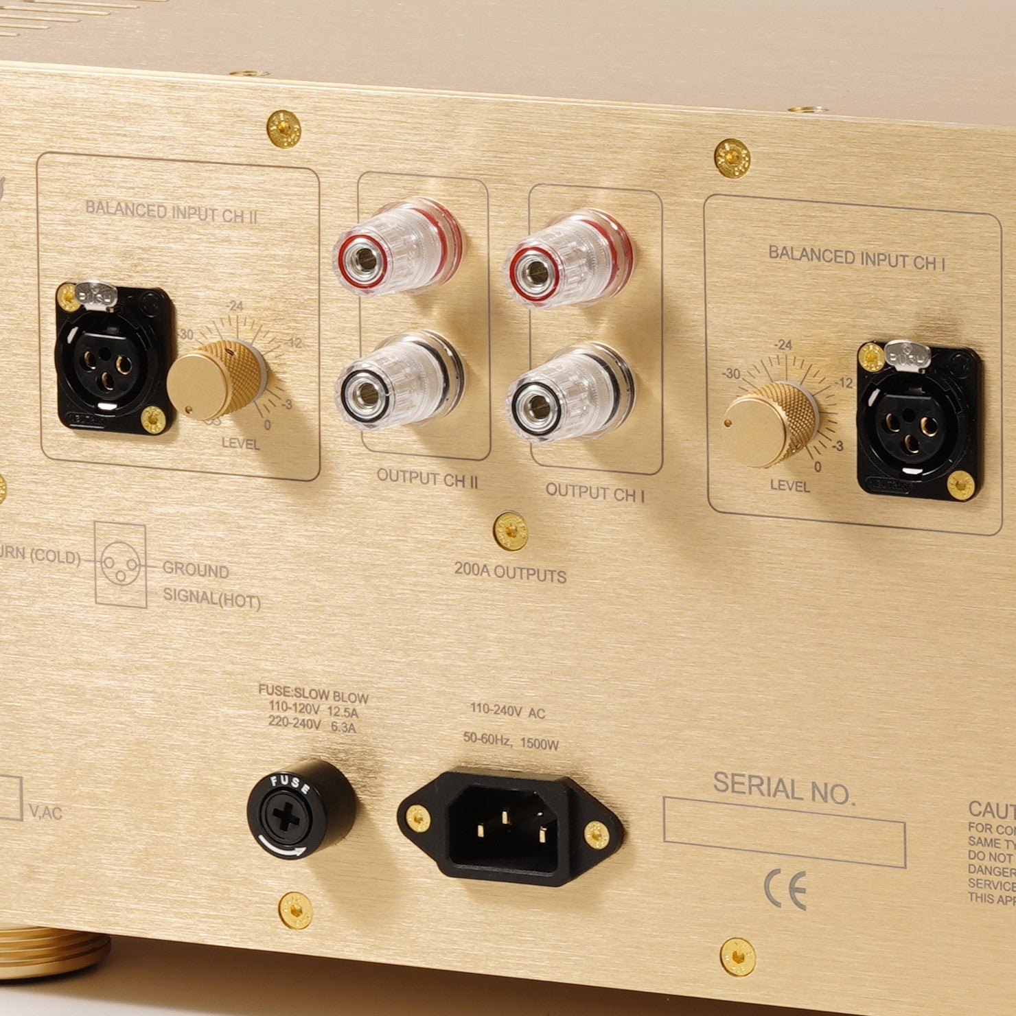 BRZHIFI 711MKII Rückseite XLR Kristall Lautsprecher Anschluss