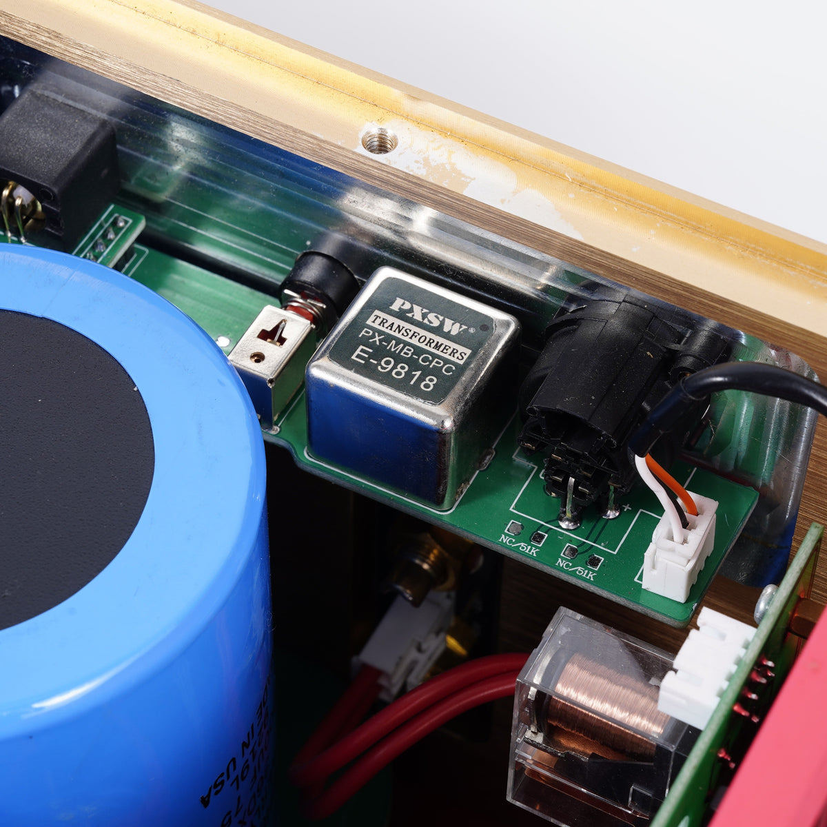BRZHIFI NHB-108 Rückseite mit RCA und XLR Anschlüssen